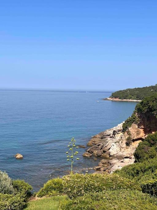 Casa Al Mare Con Spiaggia Privata Condominiale San Felice Circeo Exterior foto